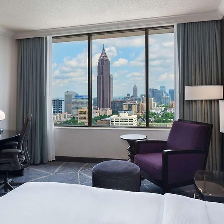 Hilton Atlanta Hotel Exterior foto