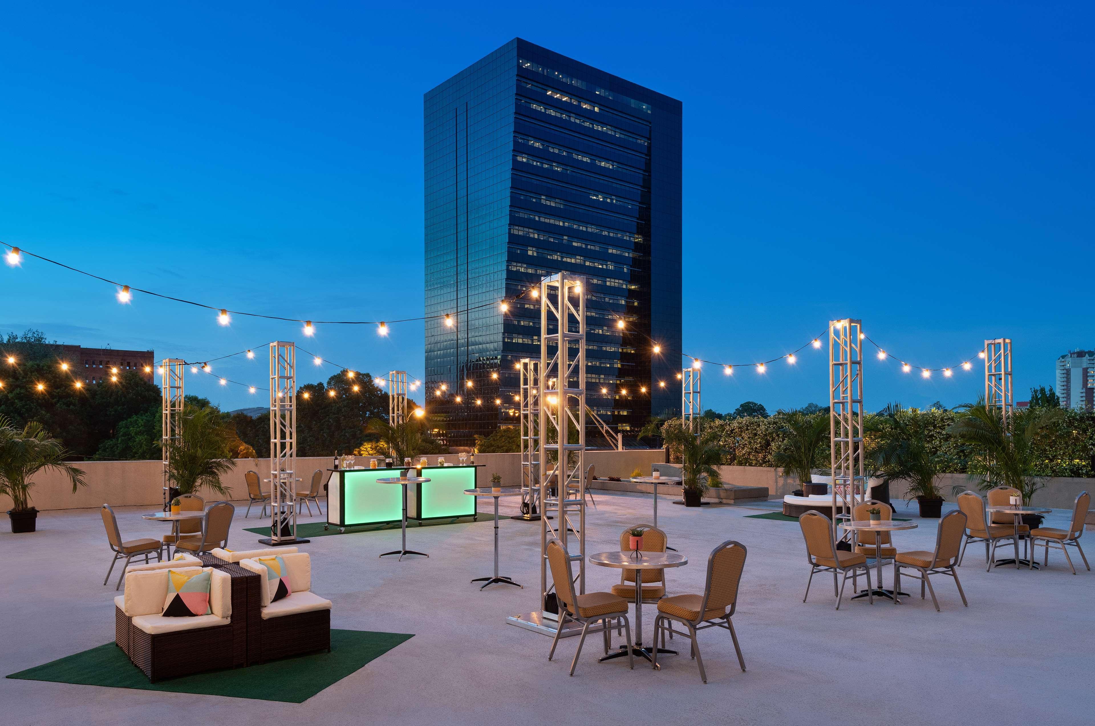 Hilton Atlanta Hotel Exterior foto